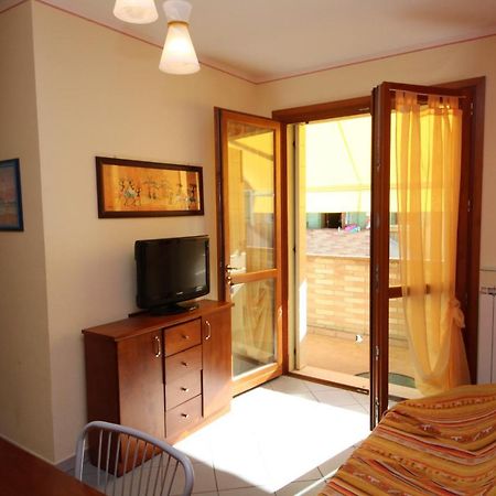 Residence Sole E Mare Appartamenti Розолина-Маре Экстерьер фото