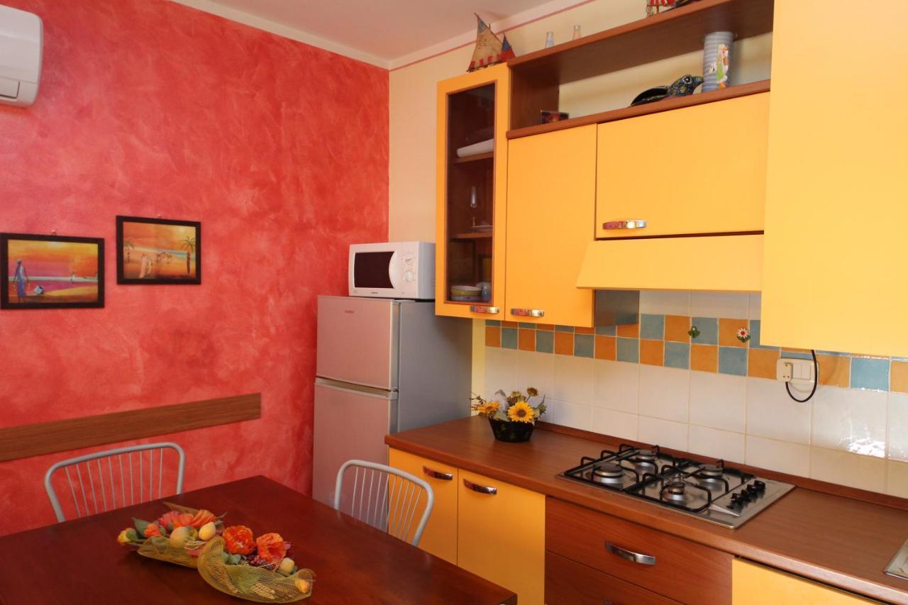 Residence Sole E Mare Appartamenti Розолина-Маре Экстерьер фото